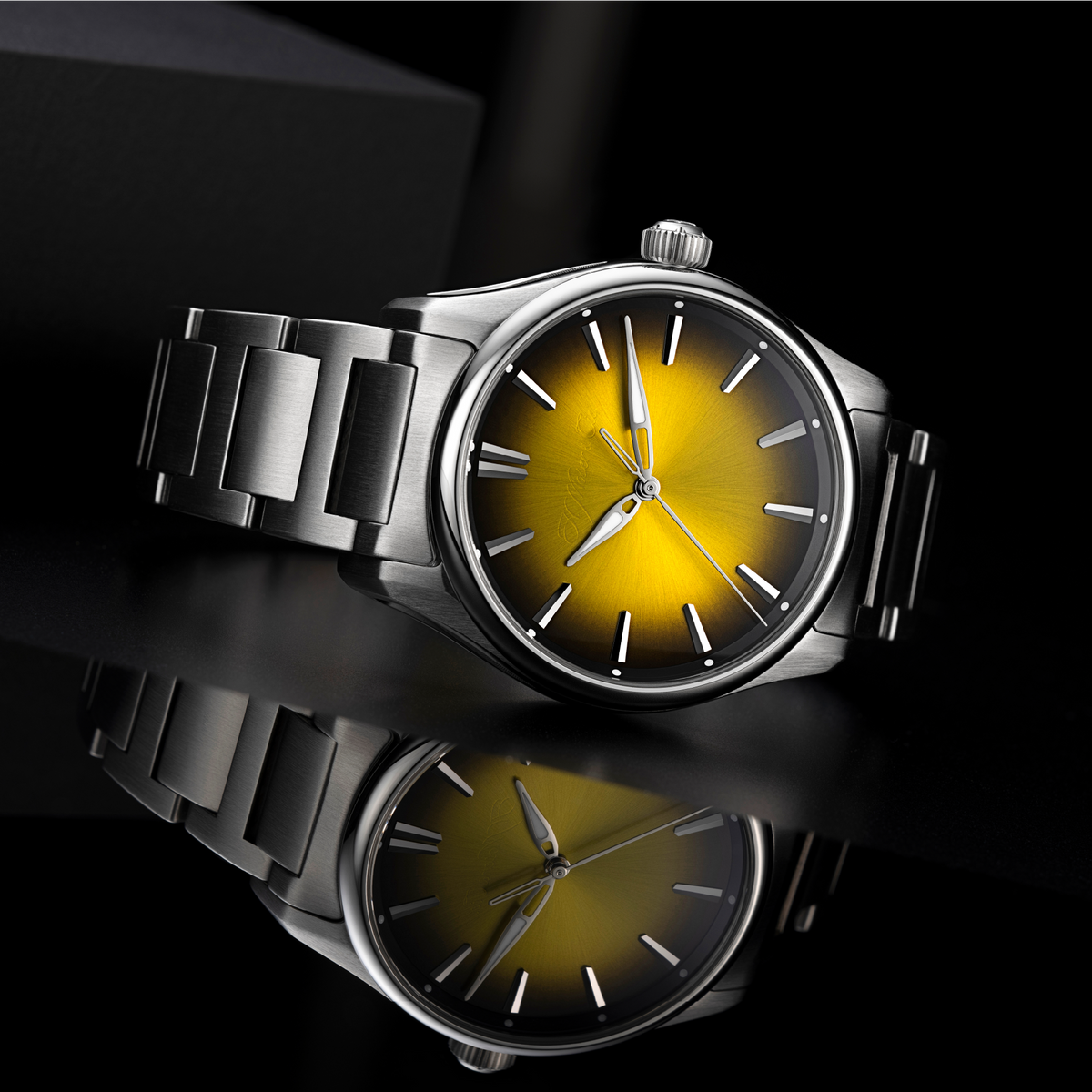 H. Moser & Cie Pioneer Centre Seconds Sunny-Side Up