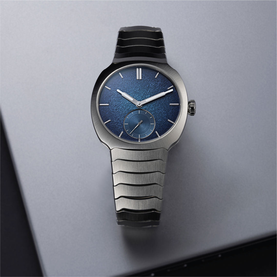 H. Moser & Cie Streamliner Small Seconds with Micro-Rotor