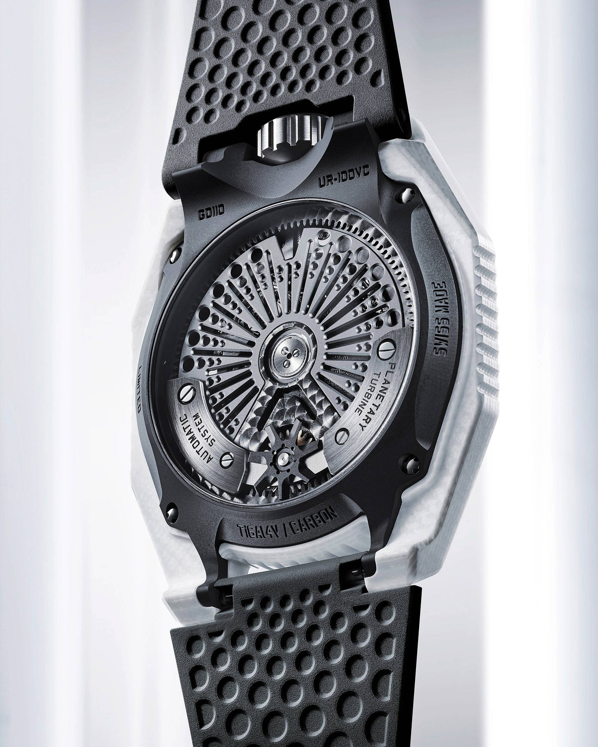 URWERK UR-100V LS Ceramic “LightSpeed”