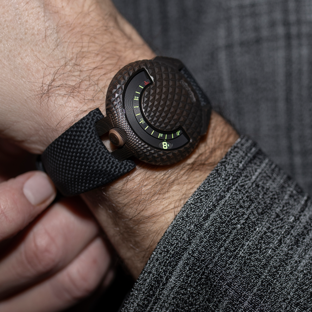 URWERK UR-101 T-REX
