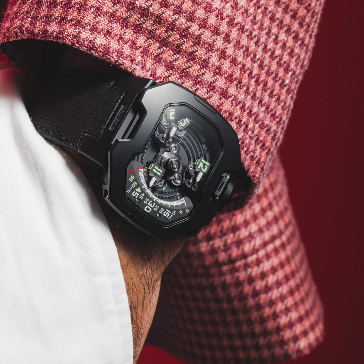 URWERK UR-120 'Space Black'