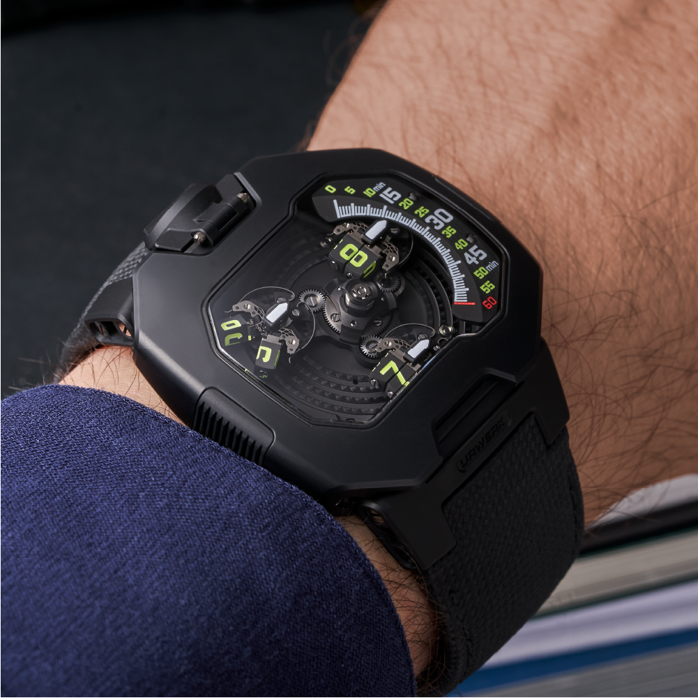 URWERK UR-120 'Space Black'