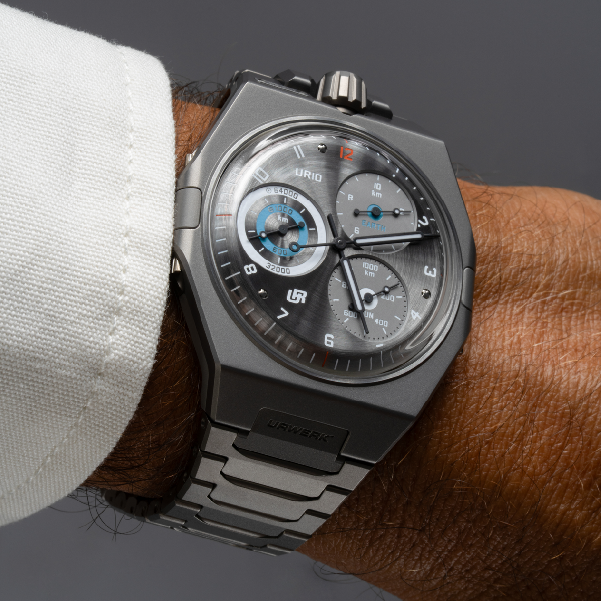 URWERK UR-10 SpaceMeter Titanium