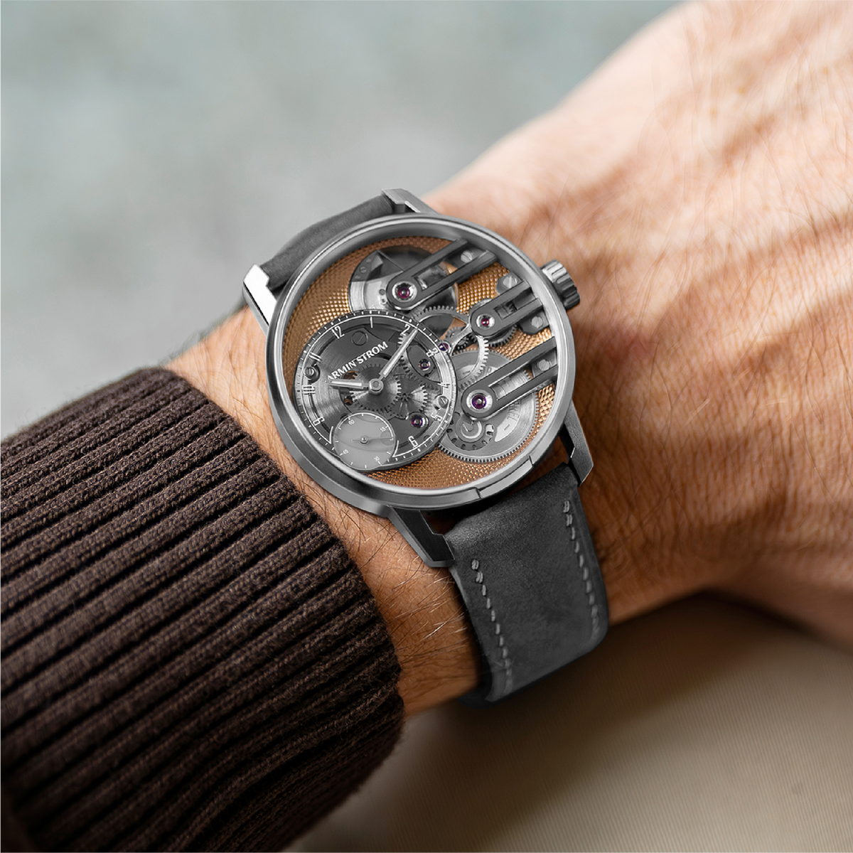 Armin Strom Gravity Equal Force Ultimate Sapphire Salmon