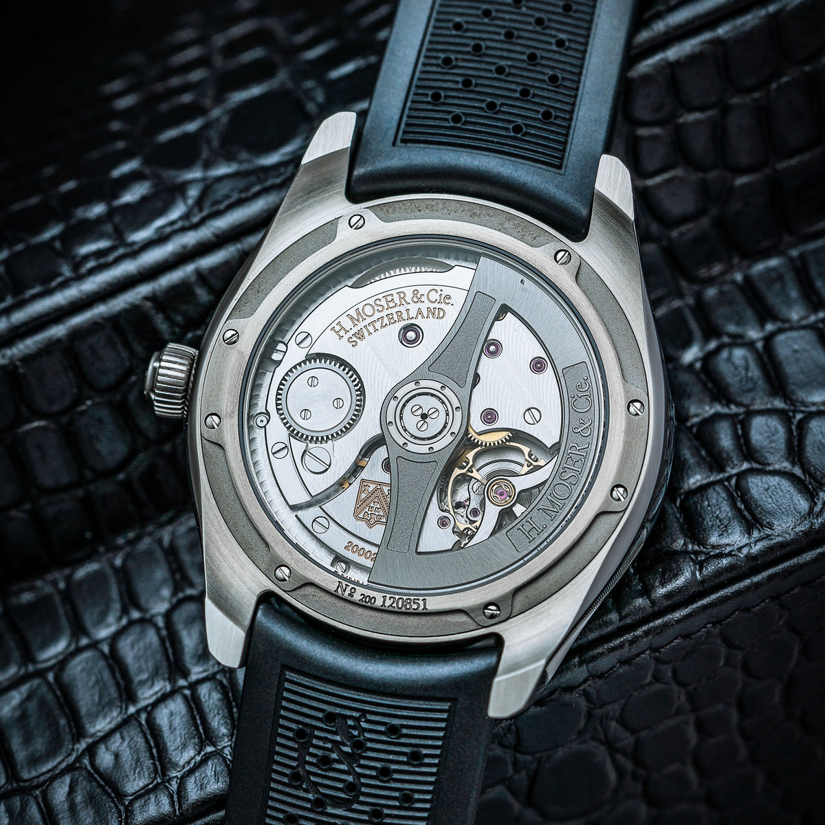 H. Moser & Cie. Pioneer Centre Seconds Swiss Mad Red