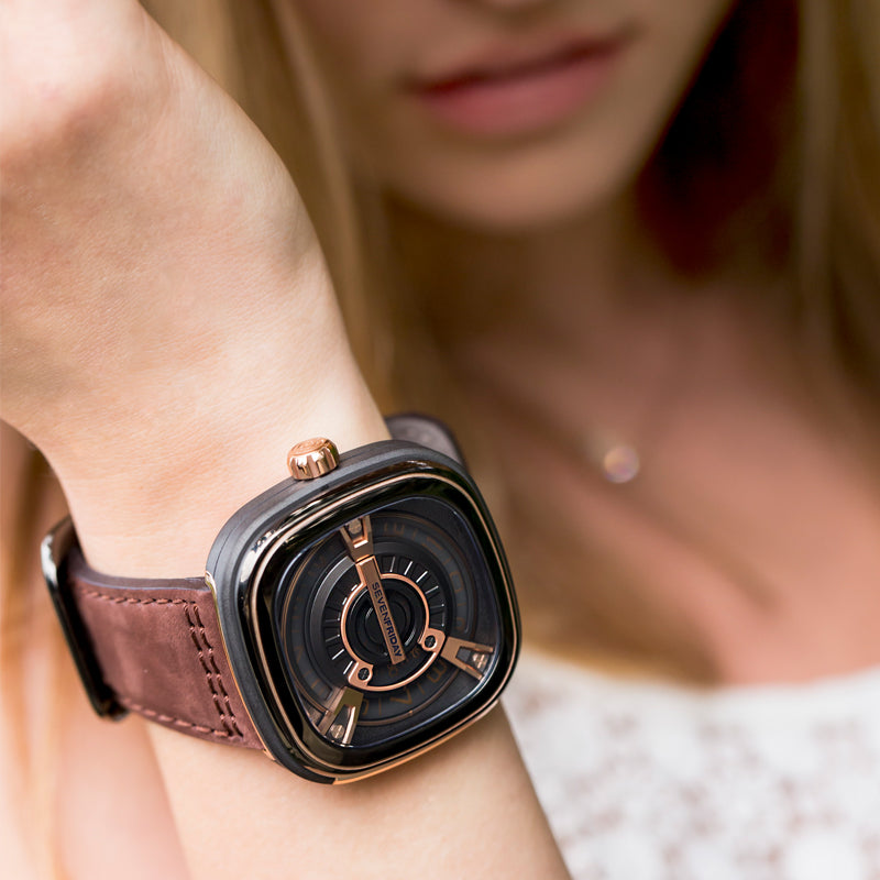 SEVENFRIDAY M2/02